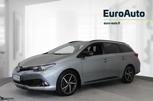 Toyota Auris vaihtoauto