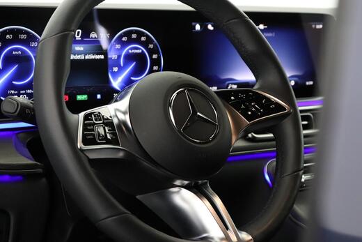Mercedes-Benz EQV vaihtoauto