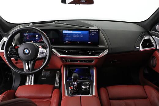 BMW XM vaihtoauto