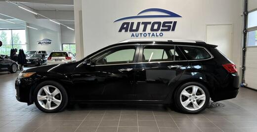 Honda Accord vaihtoauto