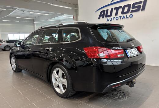 Honda Accord vaihtoauto