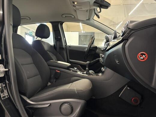 Mercedes-Benz B vaihtoauto