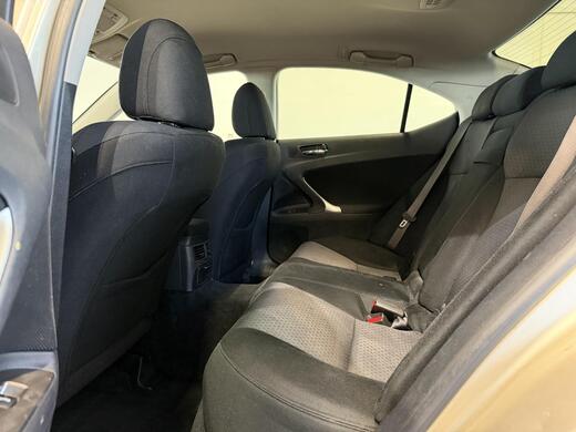 Lexus IS vaihtoauto