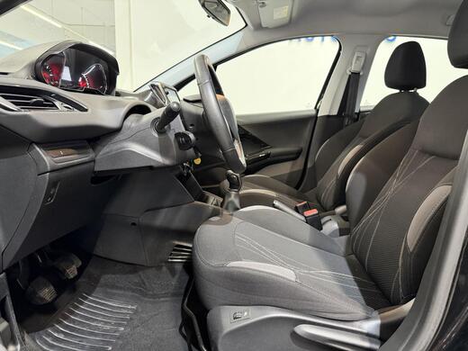 Peugeot 208 vaihtoauto