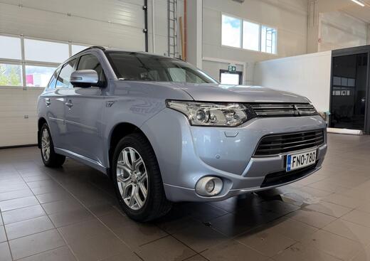 Mitsubishi Outlander PHEV vaihtoauto