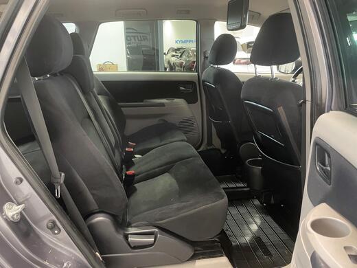 Mitsubishi Grandis vaihtoauto