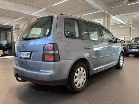 Volkswagen Touran vaihtoauto