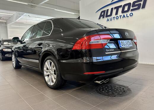 Skoda Superb vaihtoauto