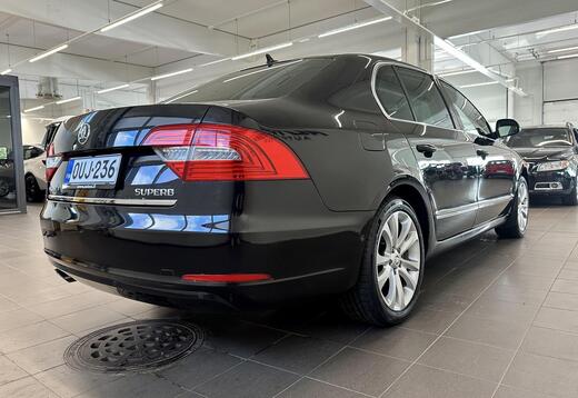 Skoda Superb vaihtoauto