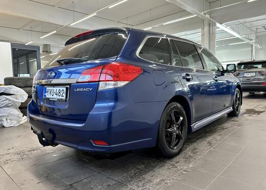 Subaru Legacy vaihtoauto
