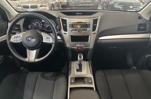 Subaru Legacy vaihtoauto