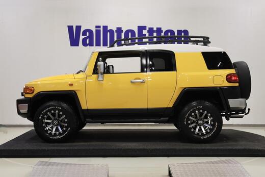 Toyota FJ Cruiser vaihtoauto