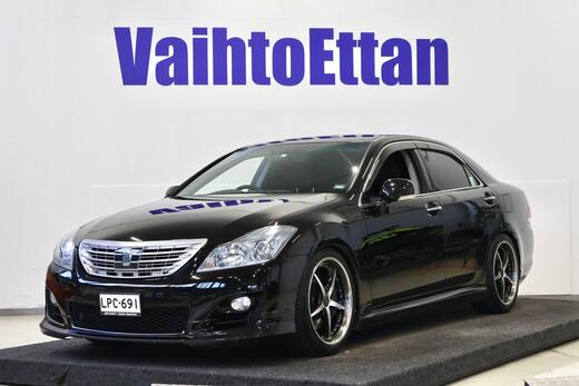 Toyota Crown vaihtoauto