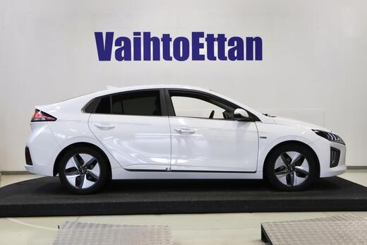 Hyundai IONIQ hybrid vaihtoauto