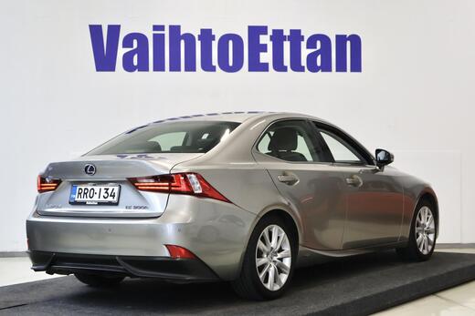 Lexus IS vaihtoauto