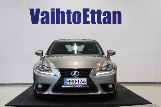 Lexus IS vaihtoauto