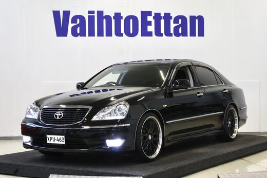 Toyota Crown vaihtoauto