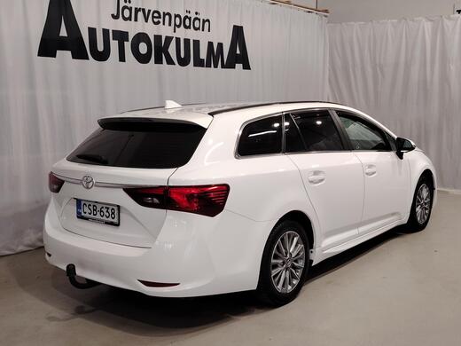 Toyota Avensis vaihtoauto