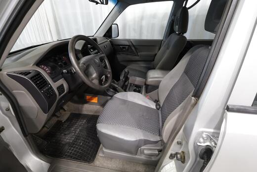 Mitsubishi Pajero vaihtoauto