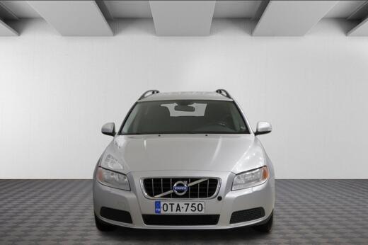 Volvo V70 vaihtoauto