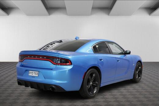 Dodge Charger vaihtoauto