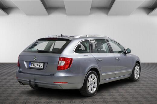 Skoda Superb vaihtoauto