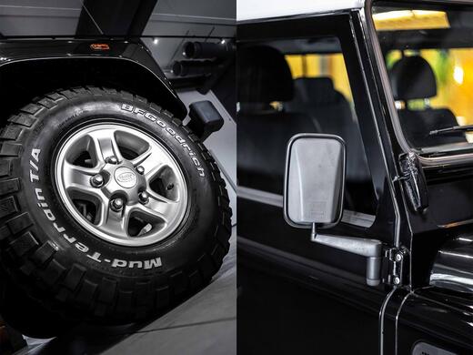 Land Rover Defender vaihtoauto