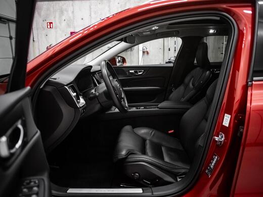 Volvo V60 Cross Country vaihtoauto