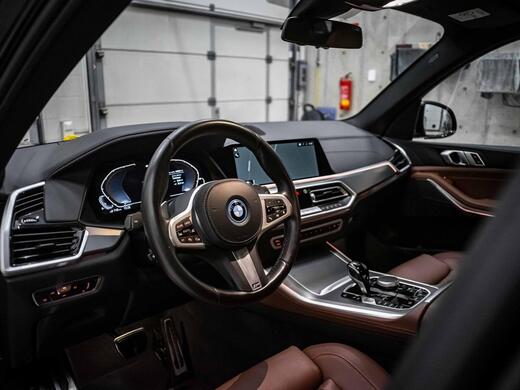 BMW X5 vaihtoauto