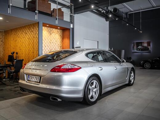 Porsche Panamera vaihtoauto