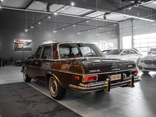 Mercedes-Benz 280 vaihtoauto