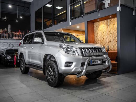 Toyota Land Cruiser vaihtoauto