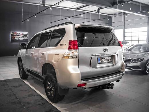 Toyota Land Cruiser vaihtoauto