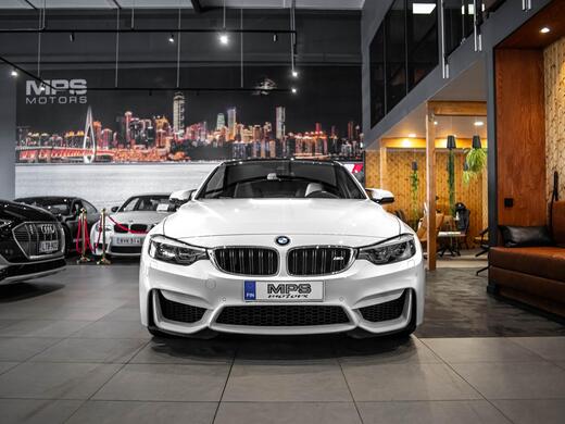 BMW M3 vaihtoauto