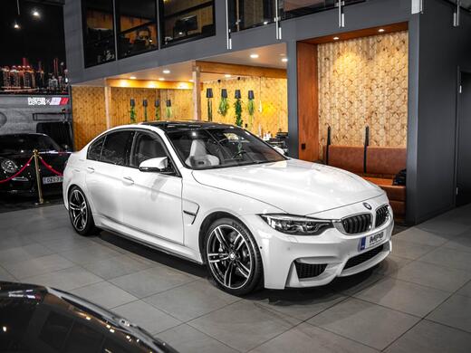 BMW M3 vaihtoauto