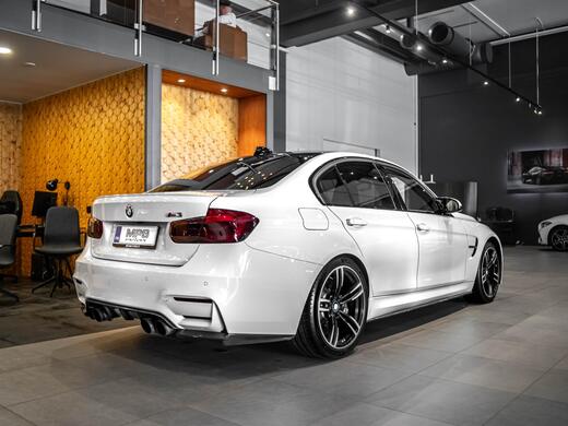 BMW M3 vaihtoauto