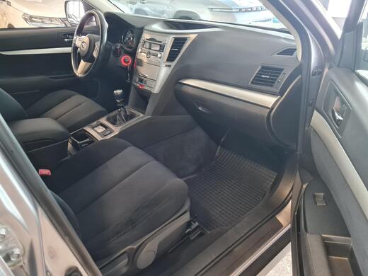 Subaru Outback vaihtoauto