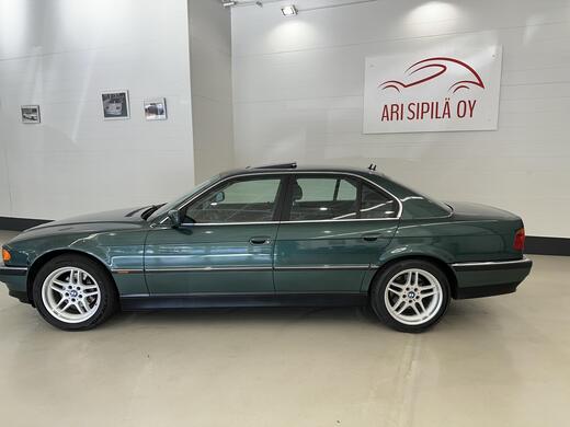 BMW 735 vaihtoauto