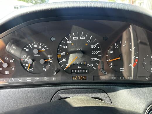 Mercedes-Benz SL vaihtoauto