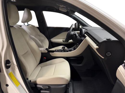 Lexus LBX vaihtoauto