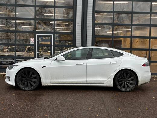 Tesla Model S vaihtoauto