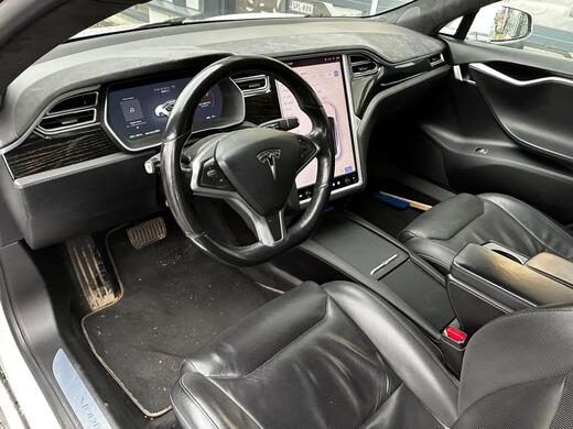 Tesla Model S vaihtoauto