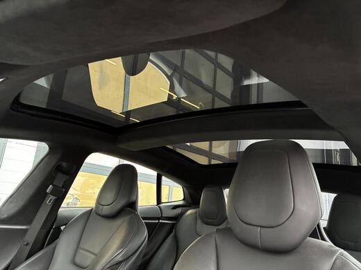 Tesla Model S vaihtoauto