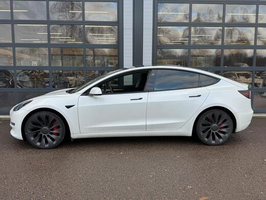 Tesla Model 3 vaihtoauto