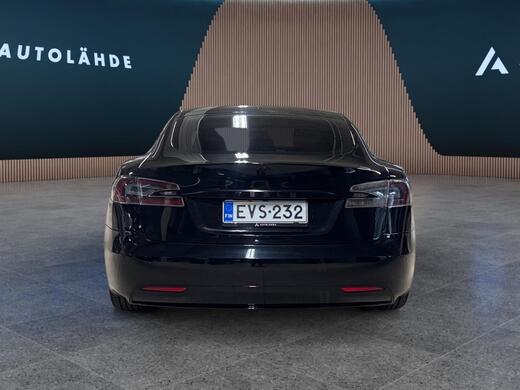 Tesla Model S vaihtoauto