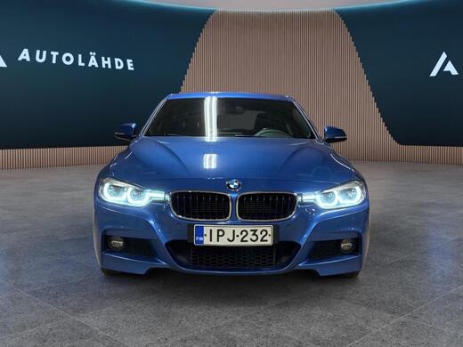 BMW 330 vaihtoauto