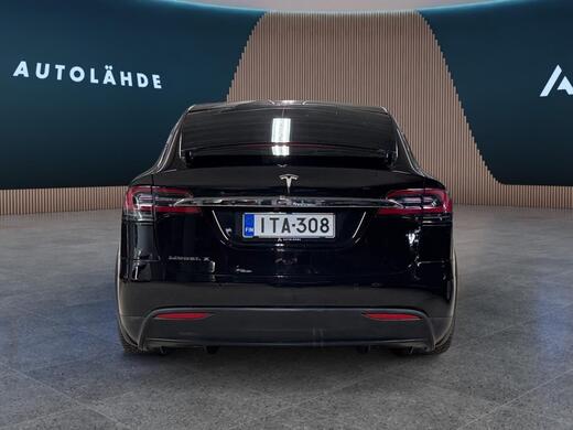 Tesla Model X vaihtoauto
