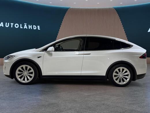 Tesla Model X vaihtoauto