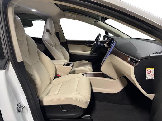 Tesla Model X vaihtoauto