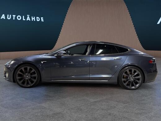 Tesla Model S vaihtoauto